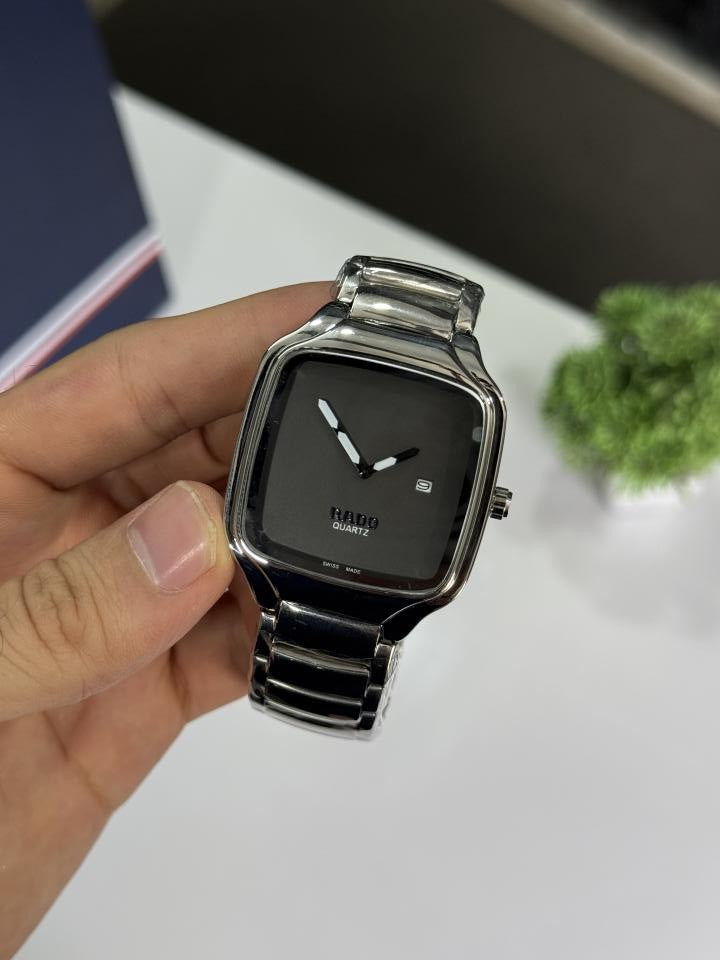 Rad o True Square Mens Analog watch