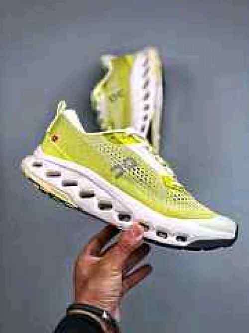 On Cloud Running Cloudsurfer Trail 2 Ivory Lime