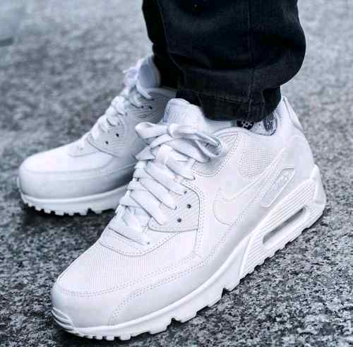 nikee airmax 90 essential triple white
