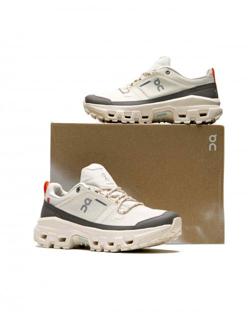 On Running Cloudrock Low Waterproof