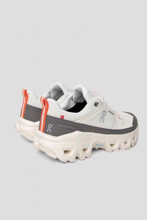 On Running Cloudrock Low Waterproof