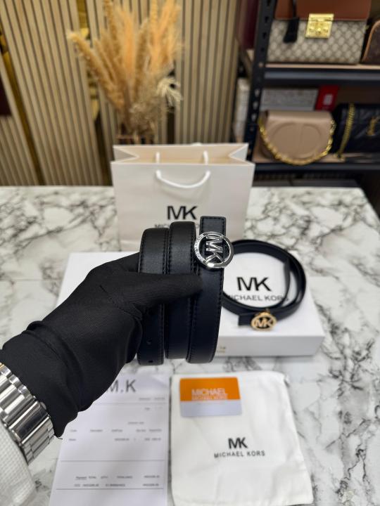 Michael Kor_s MK Logo Buckle Leather Belt With Box And Dust Bag Including Carry Bag (5-1-2)