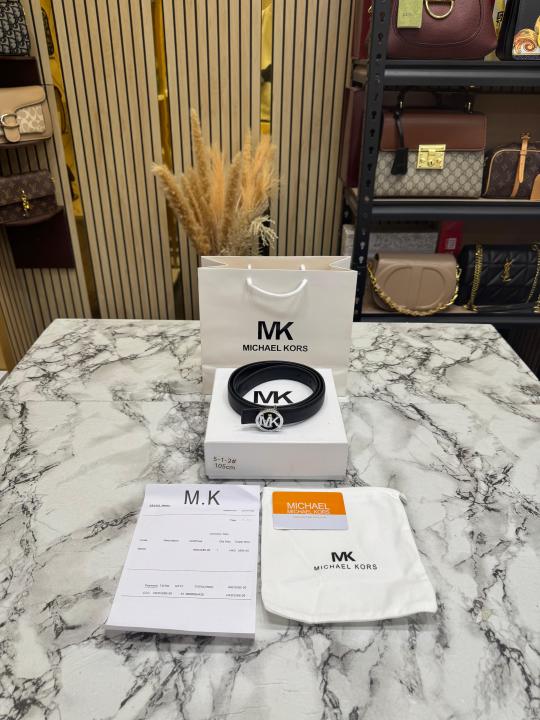 Michael Kor_s MK Logo Buckle Leather Belt With Box And Dust Bag Including Carry Bag (5-1-2)