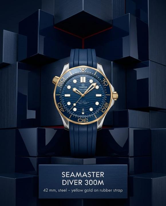 Omegg_a Seamaster Diver 300M Automatic Blue-Gold-Blue