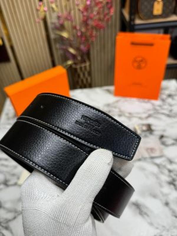 HERME_S BELT COMBO  WITH CARRY BAG AND DUST BAG WITH CARD AND BILL WITH OG BOX HS-10