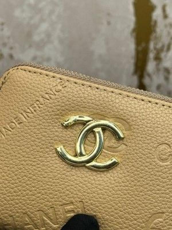 Channel PREMIUM ZIPPY WALLET DAMAGE BOX (206-APRICOT)