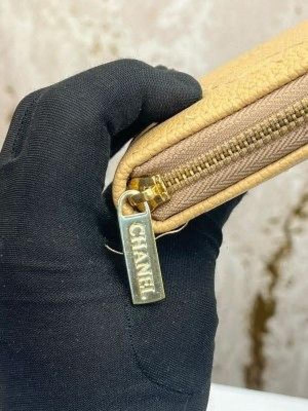 Channel PREMIUM ZIPPY WALLET DAMAGE BOX (206-APRICOT)