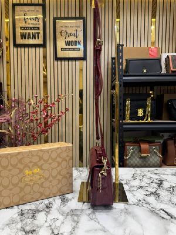 Coac_h Hailey_Bold_Signature_Crossbody_Bag_With_Box_And_Dust_Bag_(8822-Maroon)