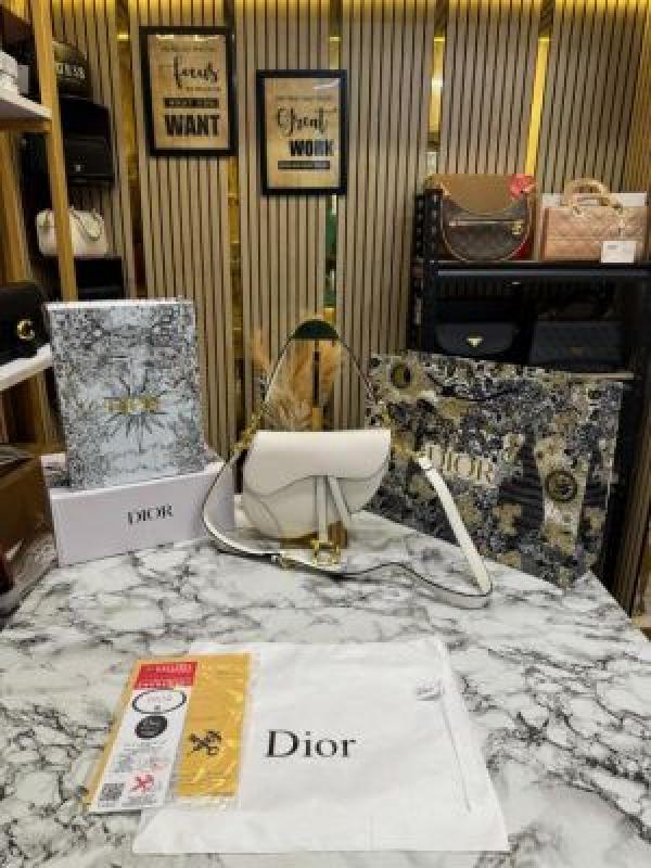 Christian_Dio_r Saddle_Crossbody_Premium_Quality_With_Double_Box_And_Dust_Bag_Including_Carry_Bag_(Black-0447)