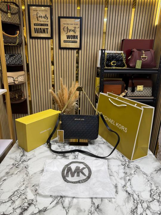 Michael Kor_s Pvc Jet Set Signature Monogram Crossbody Bag With Chain Strap Shoulder Strap With Box Carry Bag & Dust Bag (Black)