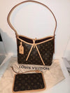 Loui_s Vuitton LV Neverfull MM Monogram Tote Bag With Matching Zip Pouch With Box And Dust Bag (13661)