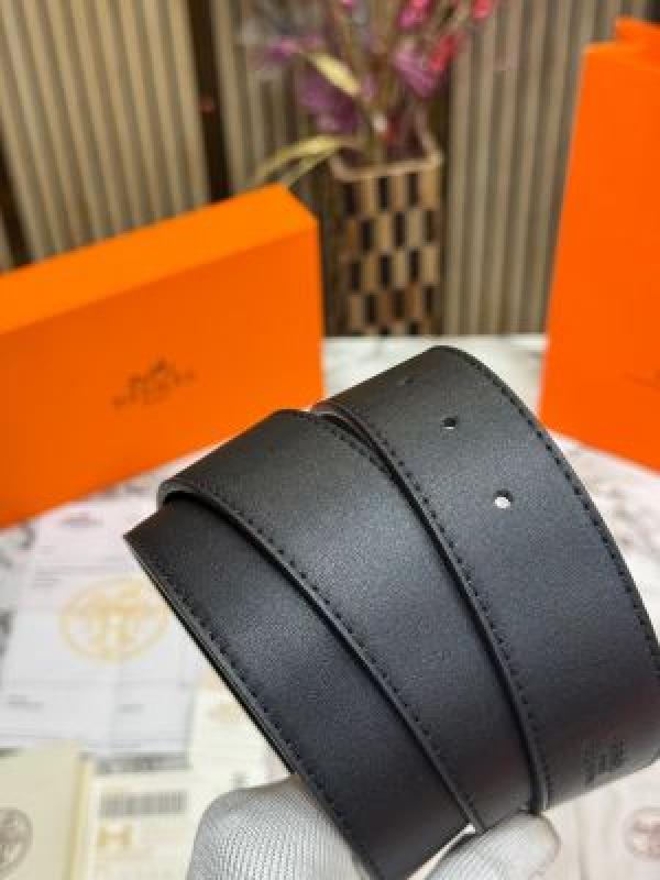HERME_S BELT COMBO  WITH CARRY BAG AND DUST BAG WITH CARD AND BILL WITH OG BOX HS-14