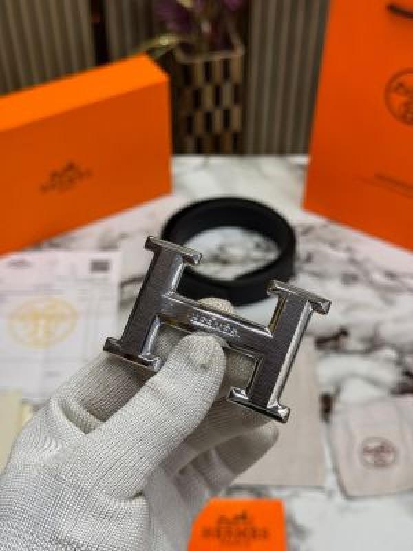 HERME_S BELT COMBO  WITH CARRY BAG AND DUST BAG WITH CARD AND BILL WITH OG BOX HS-14