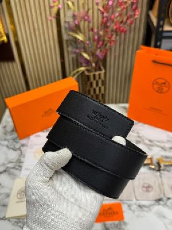 HERME_S BELT COMBO  WITH CARRY BAG AND DUST BAG WITH CARD AND BILL WITH OG BOX HS-4