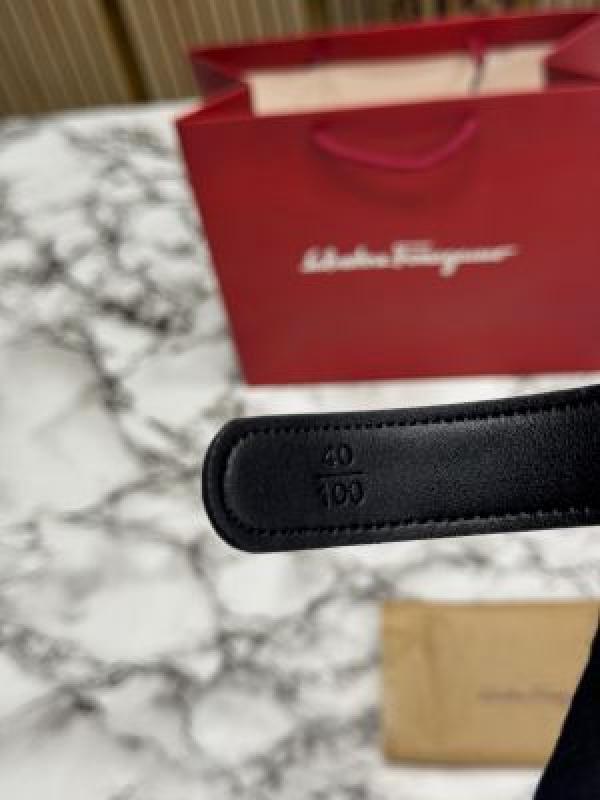 Salvator.epremium belt with box and dustybag (f42-black)