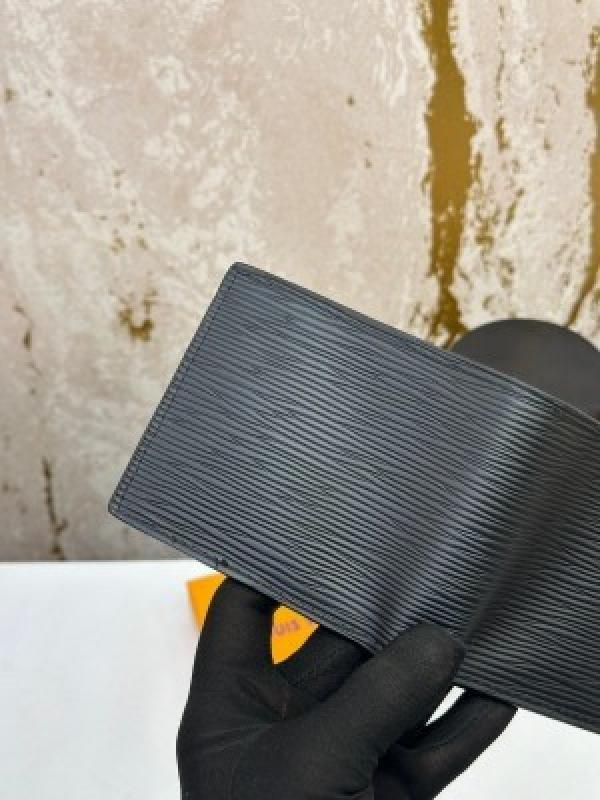 LOUI.S_VUITTON PREMIUM WALLET WITH OG BOX MODEL NO - 31
