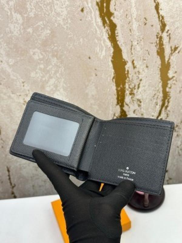 LOUI.S_VUITTON PREMIUM WALLET WITH OG BOX MODEL NO - 31