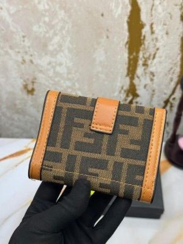 Fend_i Zucca Print Premium Tri-Fold Wallet (9983-2 Caramel)