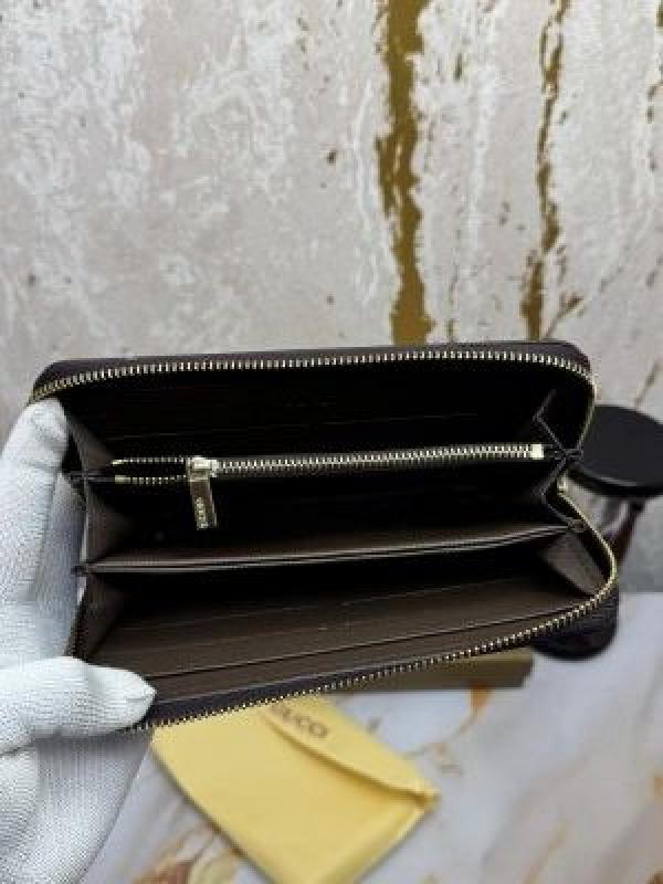 GUCC_I LONG ZIP AROUND WALLET WITH OG BOX AND DUST BAG (APRICOT SNAKE) 60017