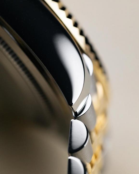 Rolee_x Oyster perpetual Sky Dweller  Z-R Premium