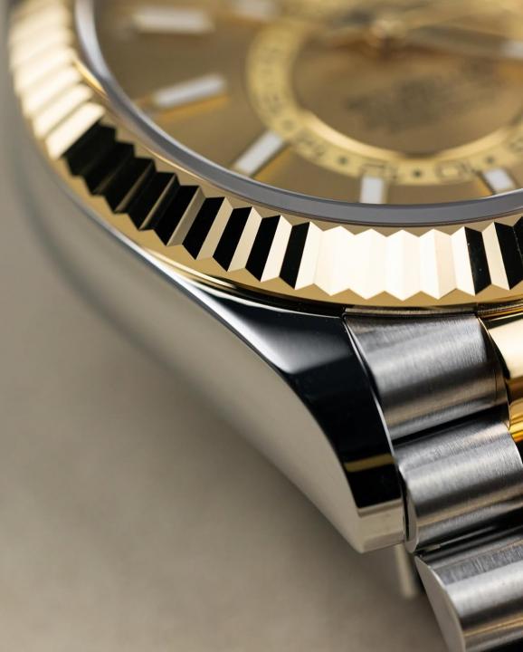 Rolee_x Oyster perpetual Sky Dweller  Z-R Premium