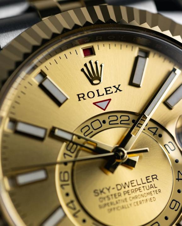 Rolee_x Oyster perpetual Sky Dweller  Z-R Premium