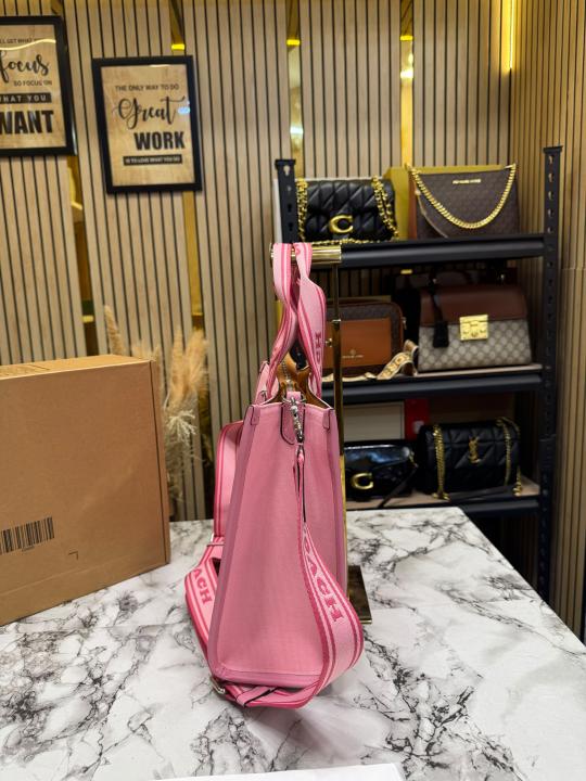 Coac_h Smith Signature Tote Bag With Crossbody Strap And Dust Bag (Pink) (C8866)