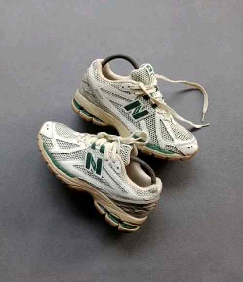 New Balancee 1906R White Green Cream