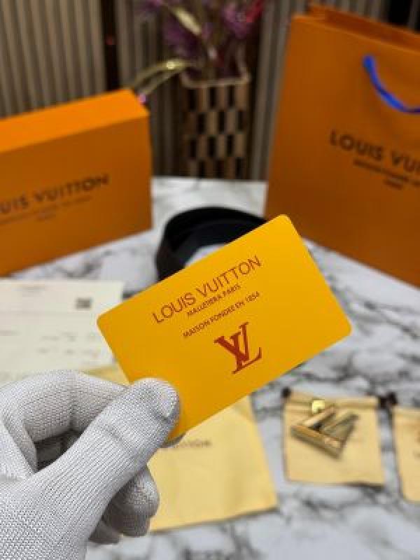 LOUI_S VUITTON BELT COMBO PREMIUM QUALITY WITH OG BOX AND CARRY BAG (LV-6)
