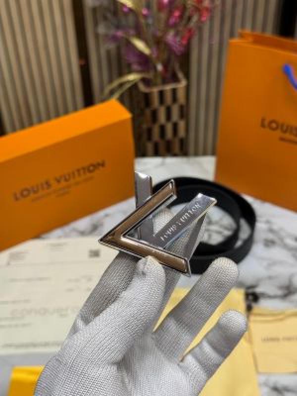LOUI_S VUITTON BELT COMBO PREMIUM QUALITY WITH OG BOX AND CARRY BAG (LV-6)