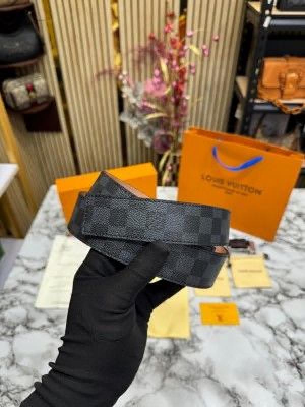 LOUI_S VUITTON BELT COMBO PREMIUM QUALITY WITH OG BOX WITH CARRY BAG (LV-3)