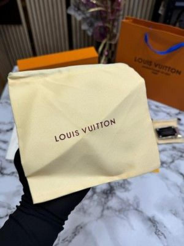 LOUI_S VUITTON BELT COMBO PREMIUM QUALITY WITH OG BOX WITH CARRY BAG (LV-3)