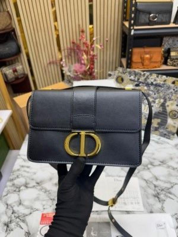 CHRISTIAN DIO_R MONTAIGNE FLAP BAG WITH OG DOUBLE BOX INCLUDING CARRY BAG PREMIUM QUALITY (BLACK)