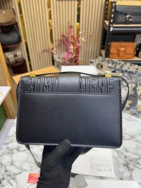 CHRISTIAN DIO_R MONTAIGNE FLAP BAG WITH OG DOUBLE BOX INCLUDING CARRY BAG PREMIUM QUALITY (BLACK)