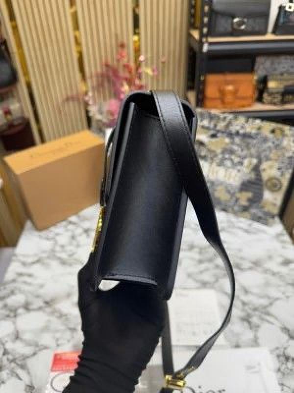 CHRISTIAN DIO_R MONTAIGNE FLAP BAG WITH OG DOUBLE BOX INCLUDING CARRY BAG PREMIUM QUALITY (BLACK)