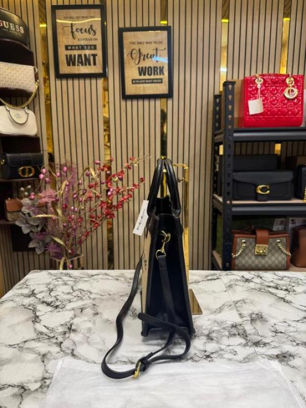 YSL Yves Saint Laurent Rive Gauche Handbag With Dust Bag (Black) (V-2852)