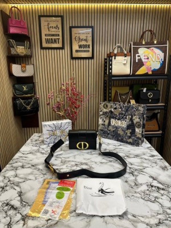 Christian Dio_r Montaigne Handbag With Og Box Dust Bag & Carry Bag Black (V-78831)