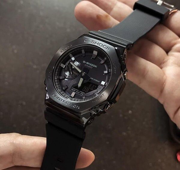 Casio G Shock GM 2100