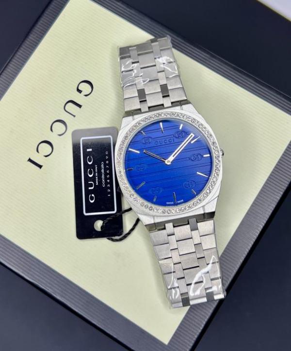 GUCC_I WATCH M-280