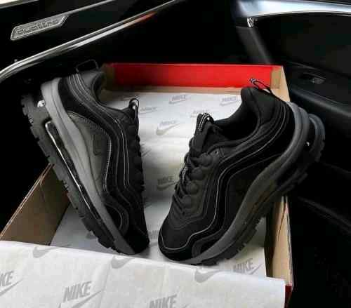 Nikee AirMax Futura Black