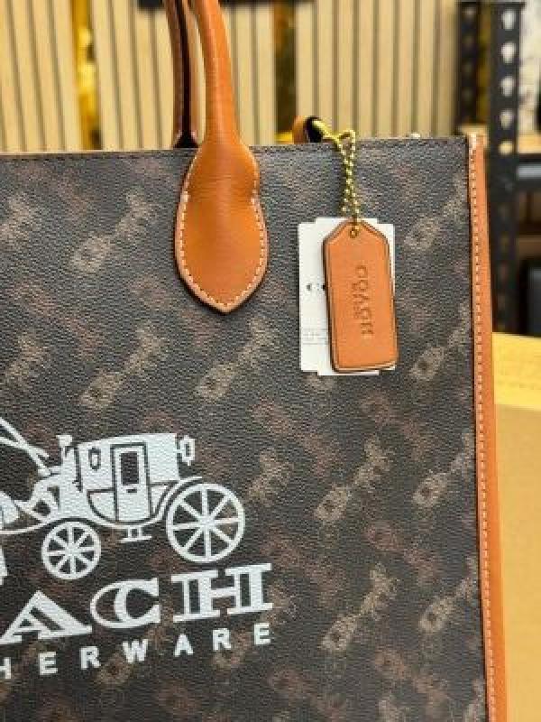 Coac_h_Ace_Tote_Bag_Carryall_With_Box_And_Dust_Bag_(6797-Horseferry)