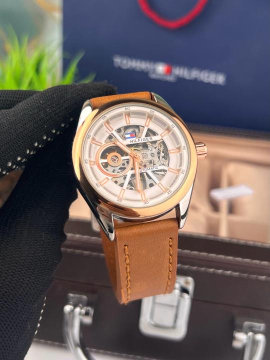 TOMMM Y HILFIGER WATC M-690