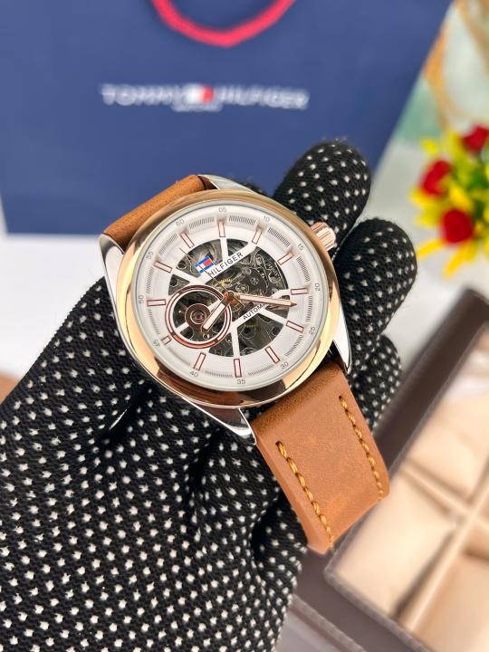 TOMMM Y HILFIGER WATC M-690