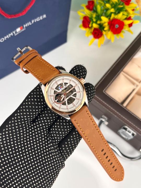 TOMMM Y HILFIGER WATC M-690