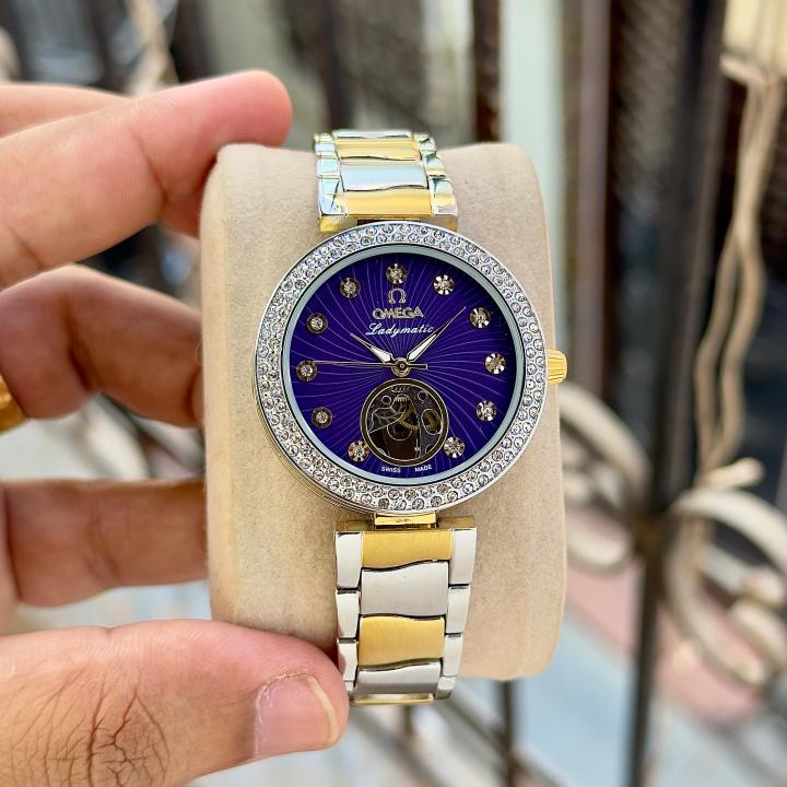 Omeg a Ladymatic Watch For Her 805