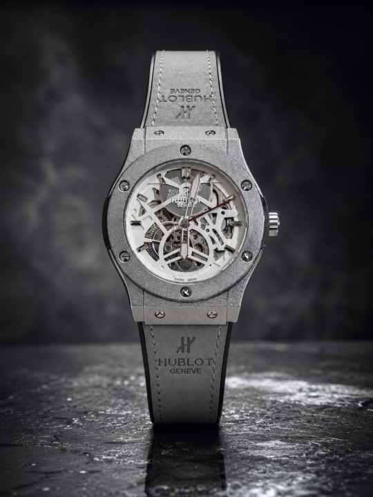 HUBLO T SKELETON AUTOMATIC BACK OPEN 545