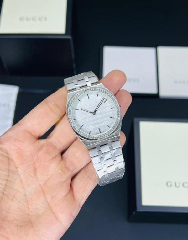 GUCC_CI WATCH M-277