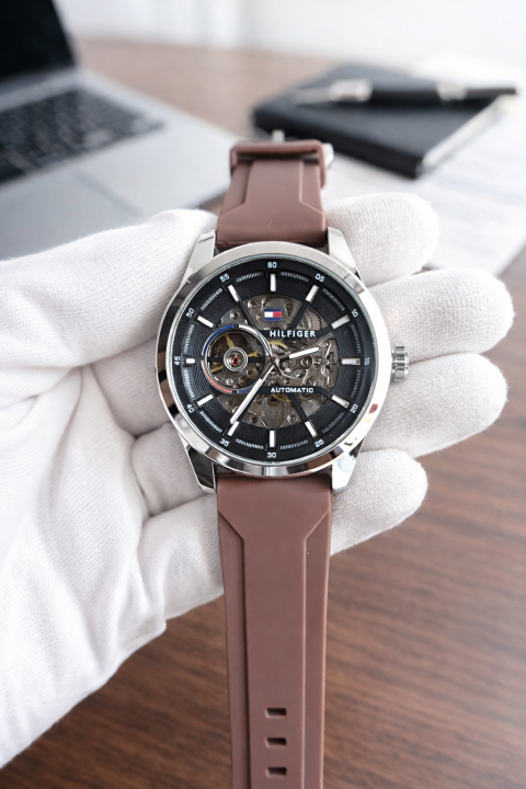 Tommyy  Hilfiger Automatic Silicon Belt Brown Silver Black 145