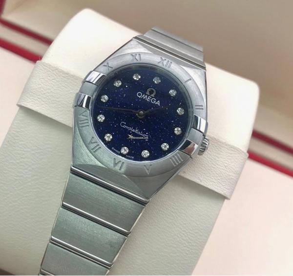 Omegga constellation silver blue galaxy 28 mm 560