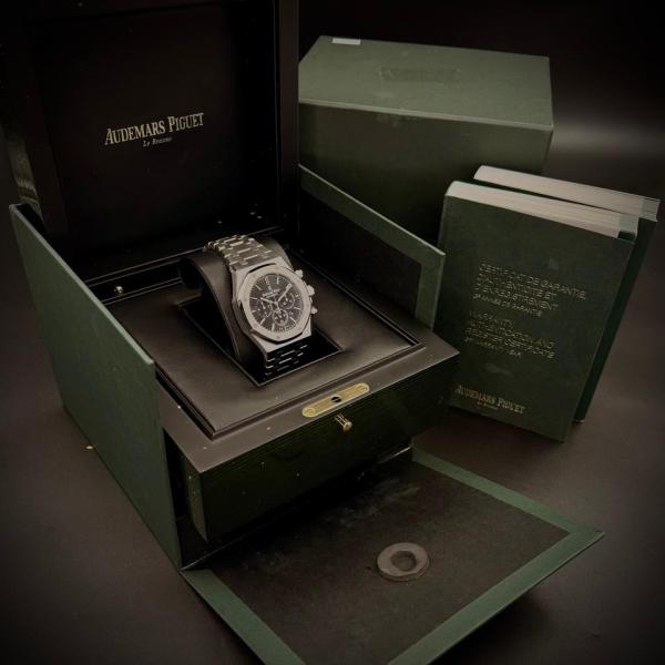 Audemars piguee_t Royal Oak Chronograph Black
